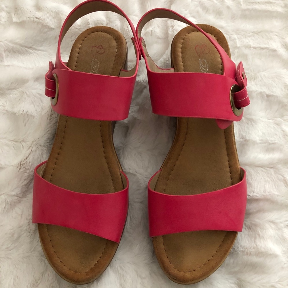 Wedge sandals